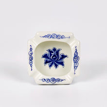 Load image into Gallery viewer, Blue Vines | Ashtray